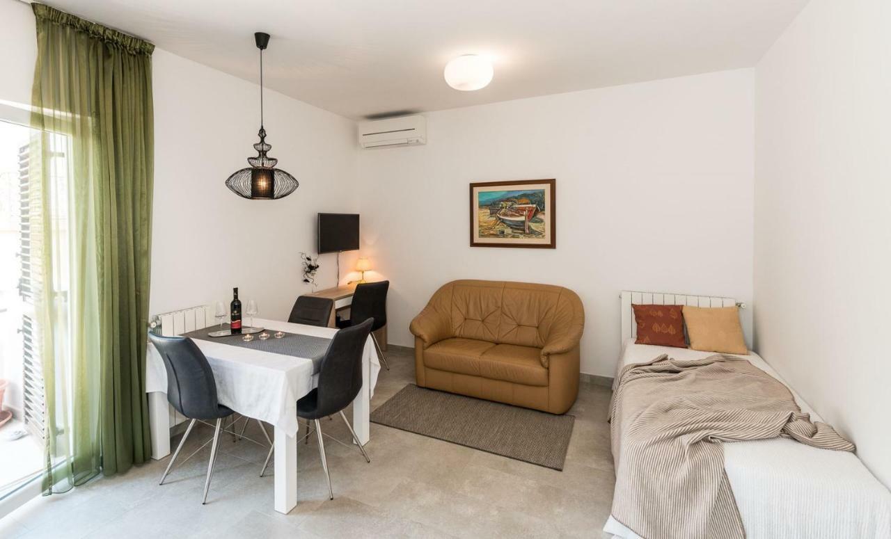 Apartments Medora Rovinj Exterior photo