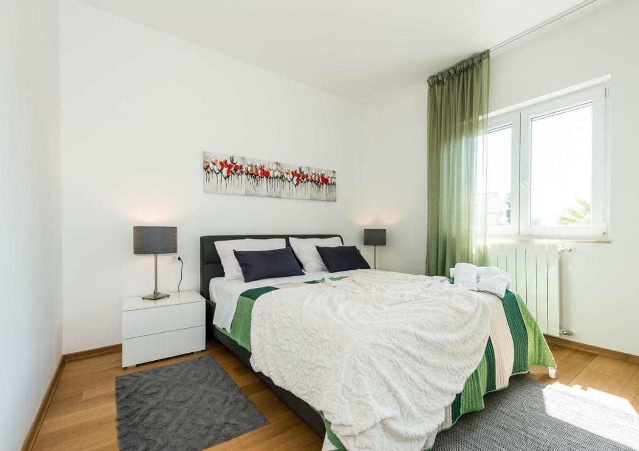 Apartments Medora Rovinj Exterior photo