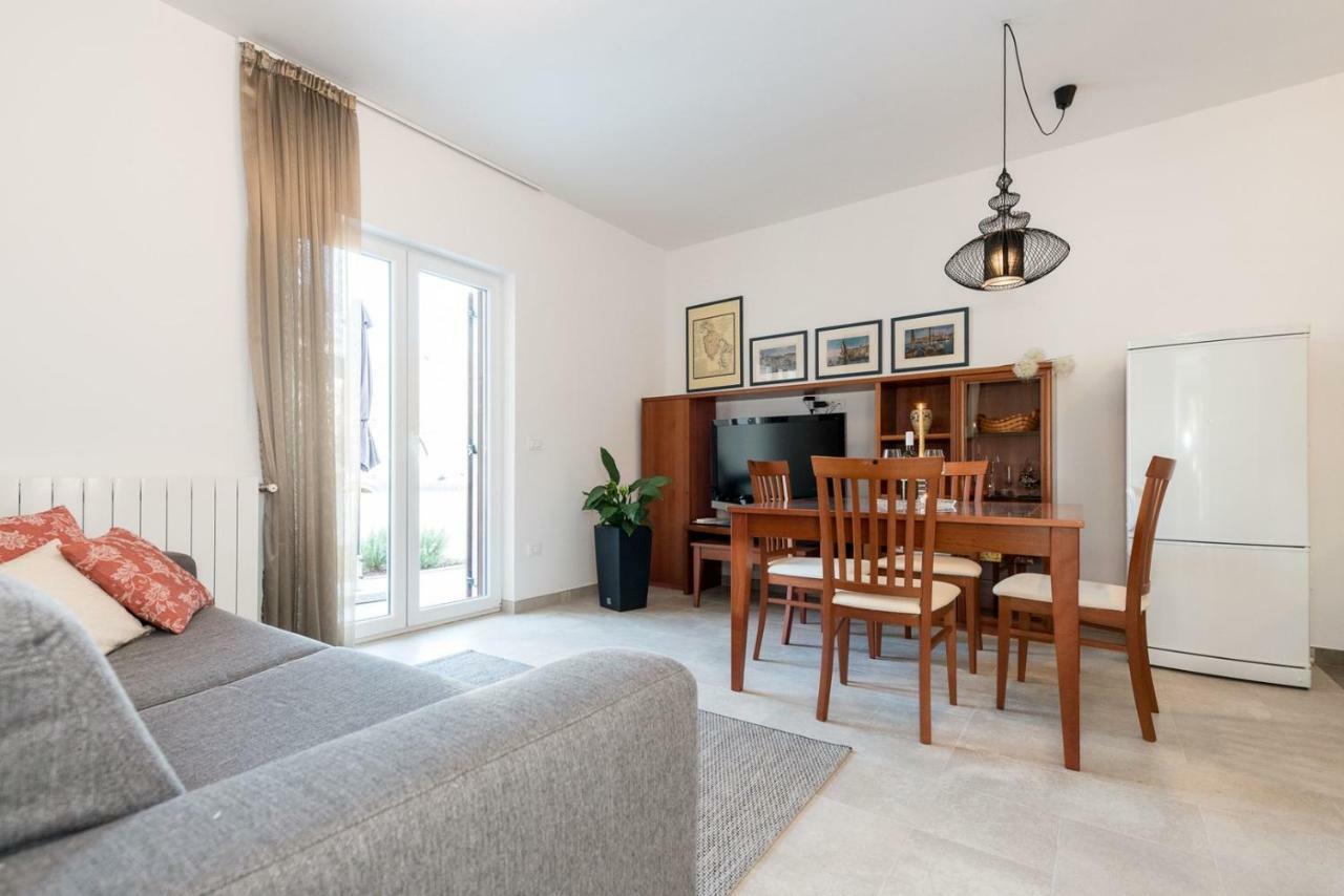 Apartments Medora Rovinj Exterior photo